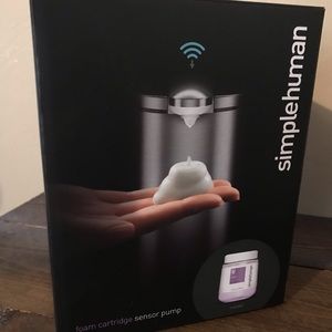 SIMPLEHUMAN foam sensor pump